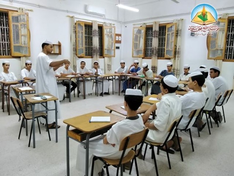 170 طالبا من أقسام الأولى ثانوي بمعهد عمي سعيد يستفيدون من دورات إيمانية تربوية